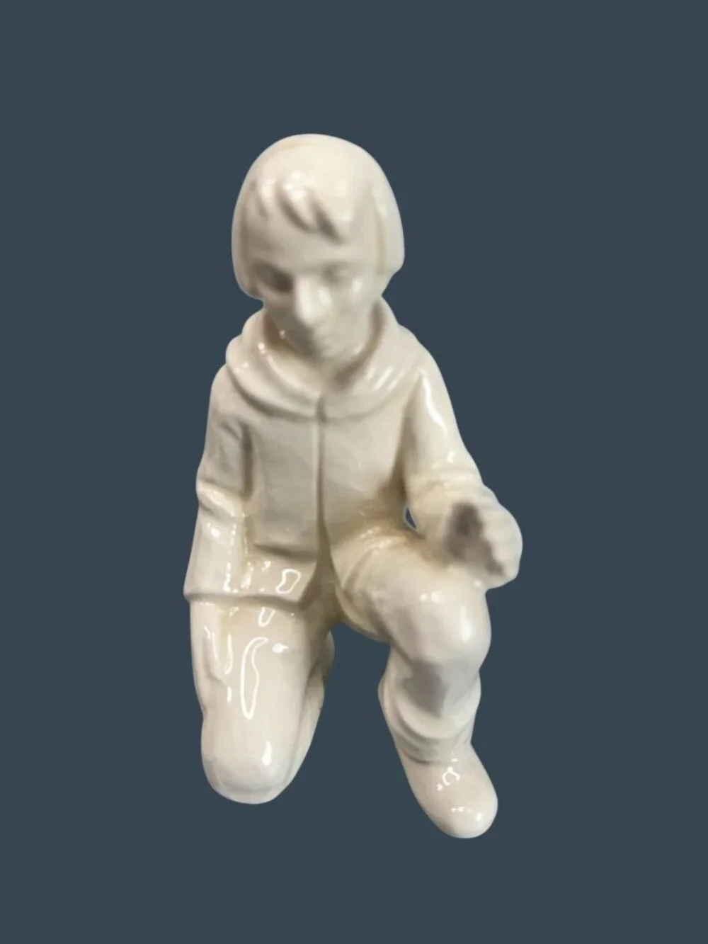 Vintage Goebel White Nativity Kneeling Shepherd Boy W. Germany Replacement 5